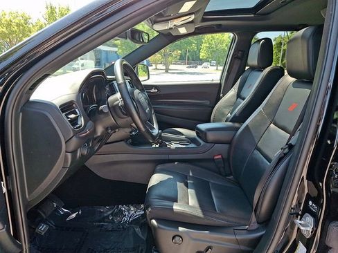 Used 2025 Dodge Durango GT AWD/4WD image 16