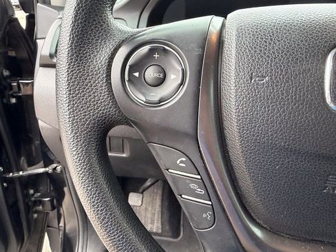 Used 2019 Honda Ridgeline Sport image 9