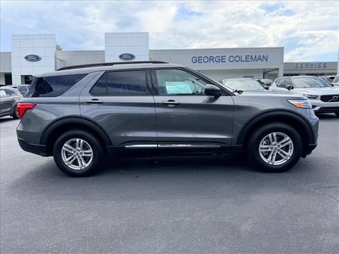 Certified 2023 Ford Explorer XLT AWD/4WD image 3