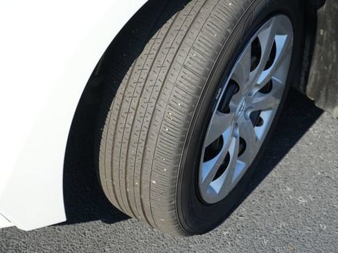 Used 2025 Toyota Corolla LE FWD image 12