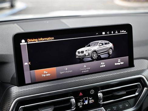 Used 2025 BMW X4 xDrive30i w/ Premium Package image 36