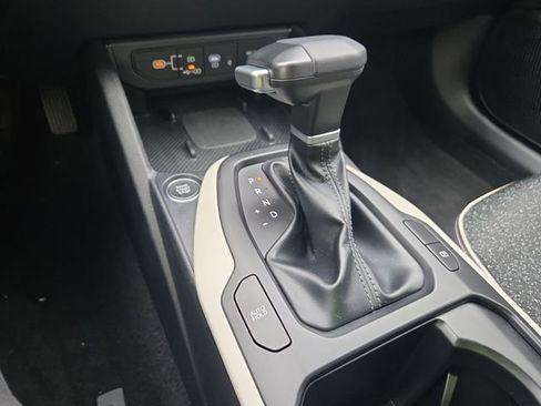 Used 2025 Kia K4 GT-Line w/ GT-Line Sunroof Package image 23