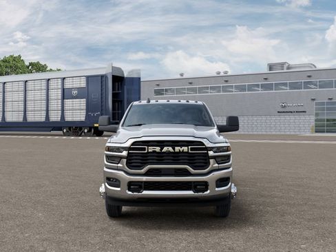 New 2026 RAM 3500 Tradesman AWD/4WD image 6