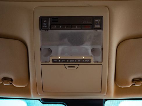 Used 2011 Lexus LS 460 AWD w/ Luxury Value Edition image 39