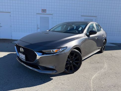 Certified 2025 MAZDA MAZDA3 s image 1