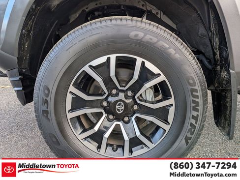 Certified 2023 Toyota Tacoma TRD Off-Road image 9