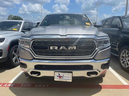Used 2020 RAM 1500 Limited w/ Advanced Safety Group RWD image 2