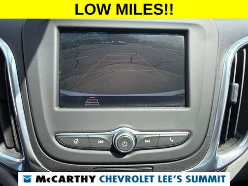 Used 2020 Chevrolet Equinox LS FWD image 11