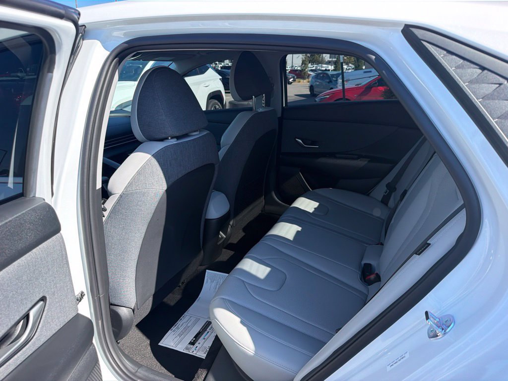 New 2026 Hyundai Elantra Limited FWD image 9
