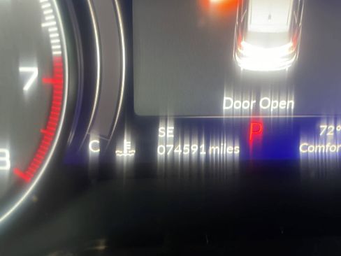 Used 2019 Acura RDX AWD w/ Technology Package image 3