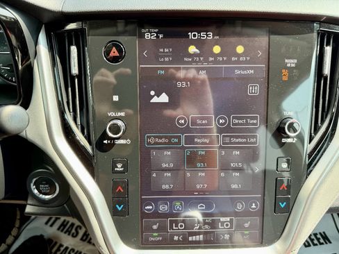 Used 2025 Subaru Outback Premium AWD/4WD image 40