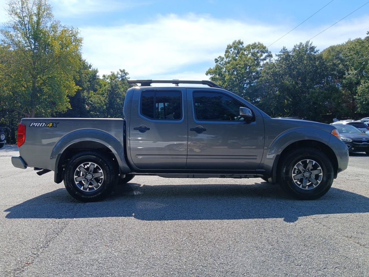 Used 2021 Nissan Frontier PRO-4X w/ Pro-4x Utility Package AWD/4WD image 5