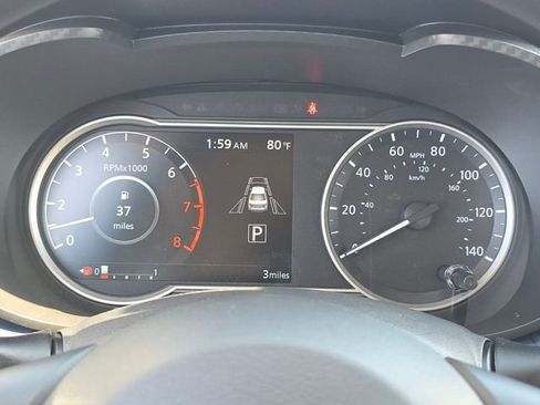 New 2025 Nissan Versa SV w/ Trunk Package image 14