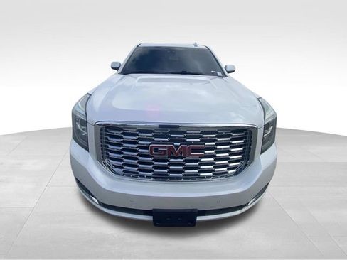 Used 2019 GMC Yukon Denali w/ Denali Ultimate Package AWD/4WD image 20