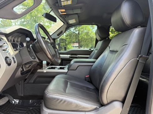 Used 2016 Ford F250 Lariat w/ Chrome Package AWD/4WD image 32