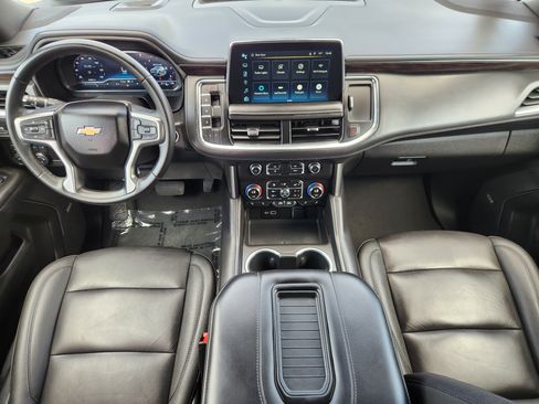 Used 2024 Chevrolet Suburban LT AWD/4WD image 27