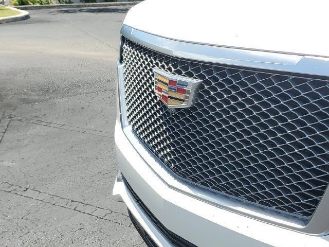 Certified 2023 Cadillac Escalade ESV Premium Luxury w/ LPO, Radiant Package AWD/4WD image 9