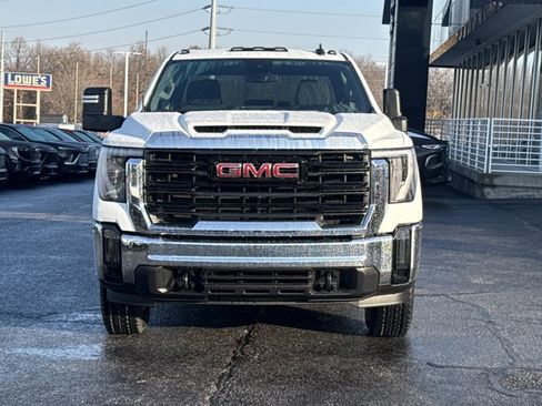 New 2026 GMC Sierra 2500 Pro image 13