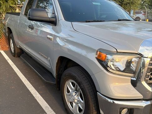 Used 2020 Toyota Tundra SR5 RWD image 3