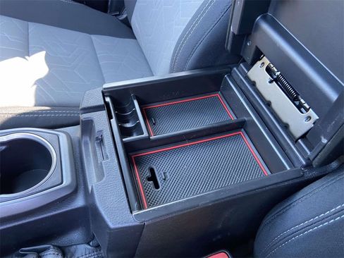 Used 2021 Toyota Tacoma TRD Off-Road image 24