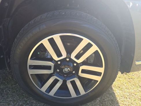 Used 2023 Toyota 4Runner Limited image 9