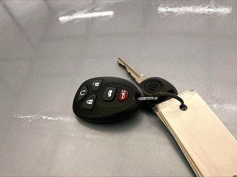 Used 2006 Buick Lucerne CX w/ Driver Confidence Package image 10