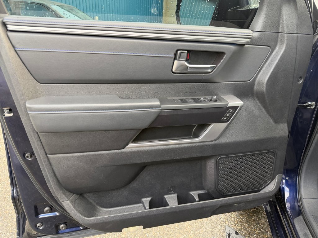Used 2023 Toyota Tundra Platinum w/ Advanced Package AWD/4WD image 20