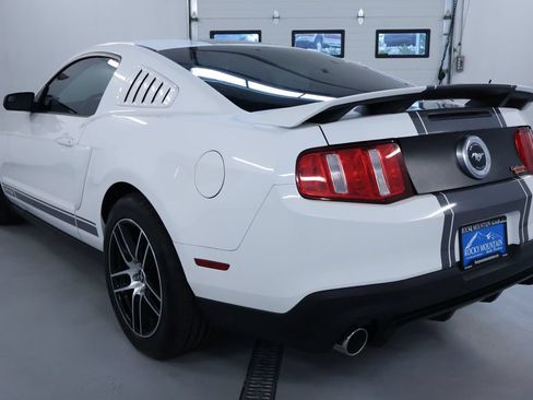 Used 2011 Ford Mustang GT Premium w/ 402A Rapid Spec Order Code RWD image 5