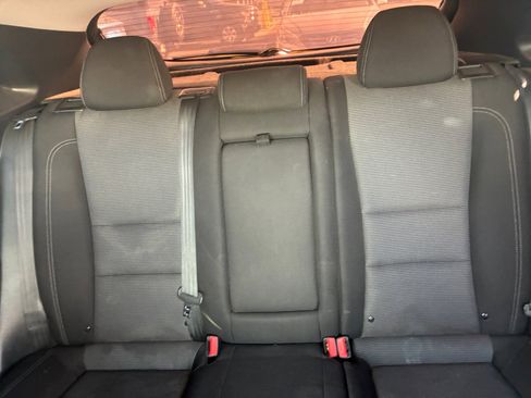 Used 2017 Hyundai Elantra GT image 32