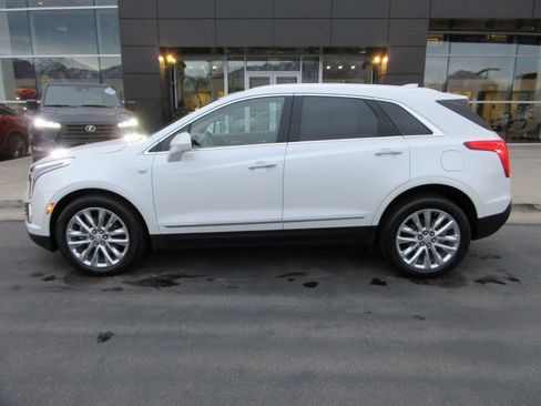 Used 2019 Cadillac XT5 Platinum image 4