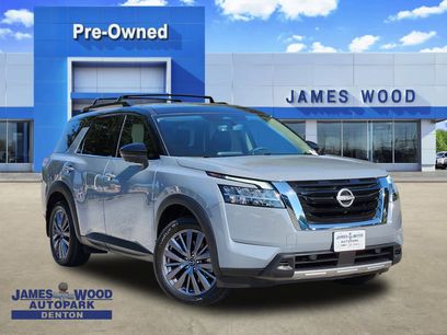 Used 2023 Nissan Pathfinder SL w/ SL Premium Package