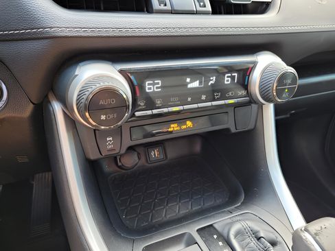 Certified 2023 Toyota RAV4 XLE Premium image 29