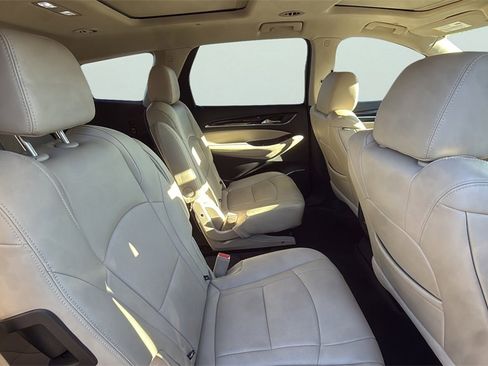 Used 2020 Buick Enclave Premium w/ Sun and Sites Package image 13