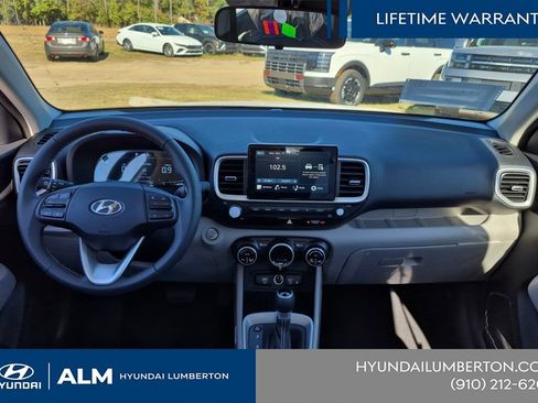 New 2026 Hyundai Venue SEL FWD image 24