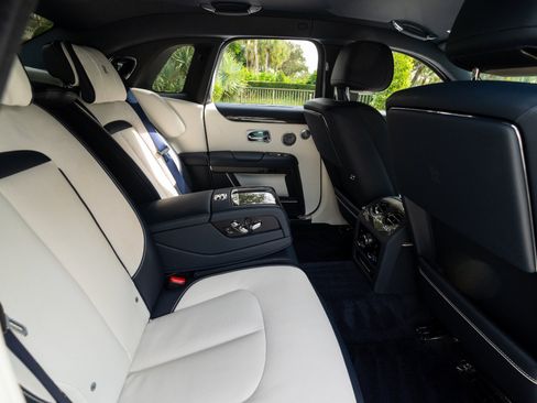 Used 2023 Rolls-Royce Ghost Black Badge w/ Black Badge Ghost Package AWD/4WD image 80