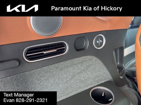 Used 2025 Genesis GV80 3.5T Advanced image 15