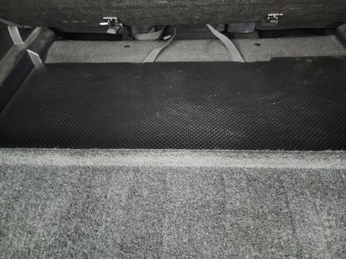 Used 2016 Nissan Rogue SV image 29