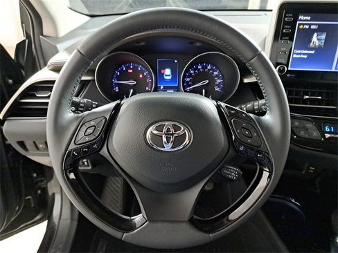 Used 2022 Toyota C-HR Limited image 26