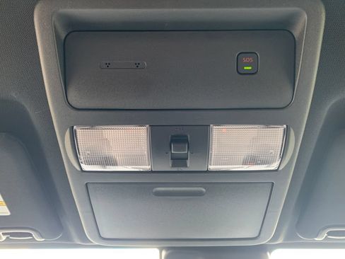 New 2026 Nissan Frontier SV w/ SV Convenience Package RWD image 17