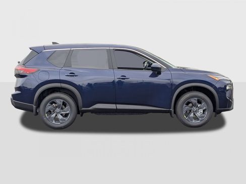 New 2026 Nissan Rogue SV FWD image 7