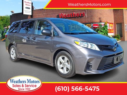 Used 2019 Toyota Sienna L image 1