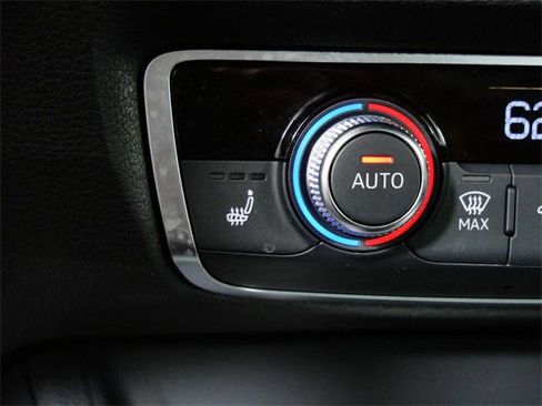 Certified 2024 Audi Q3 2.0T Premium Plus image 22