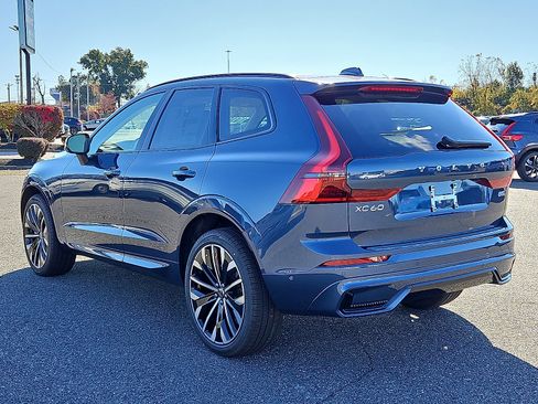 New 2026 Volvo XC60 B5 Ultra w/ Protection Package Premier image 4