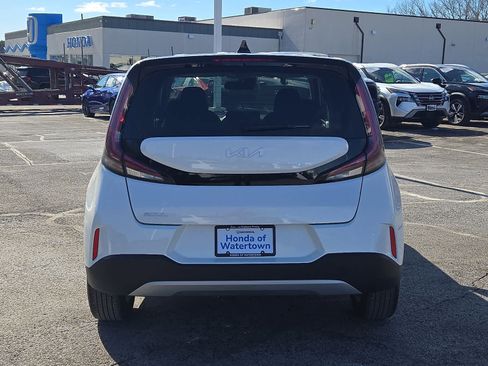 Used 2024 Kia Soul LX w/ Option Group 015 image 6