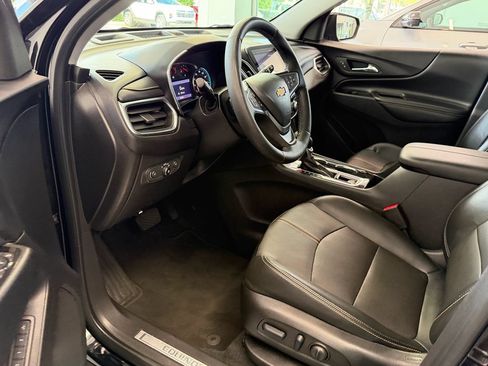 Used 2023 Chevrolet Equinox Premier FWD image 11