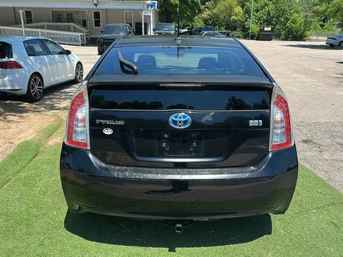 Used 2014 Toyota Prius Four w/ Solar Roof Package FWD image 7