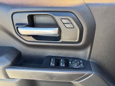 Used 2020 Chevrolet Silverado 1500 Custom w/ Custom Value Package AWD/4WD image 26