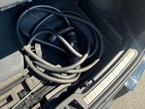 Certified 2023 Volvo C40 P8 Recharge Ultimate AWD/4WD image 7