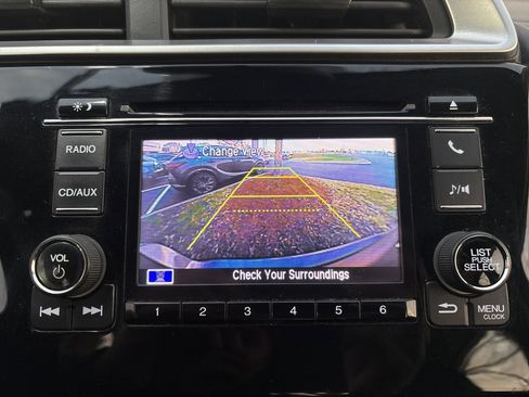 Used 2016 Honda Fit LX image 25