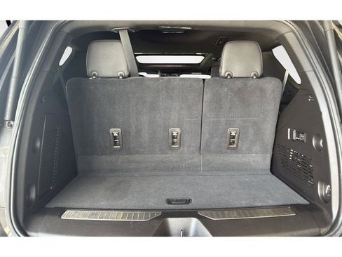 Used 2021 Chevrolet Tahoe RST w/ Luxury Package RWD image 19